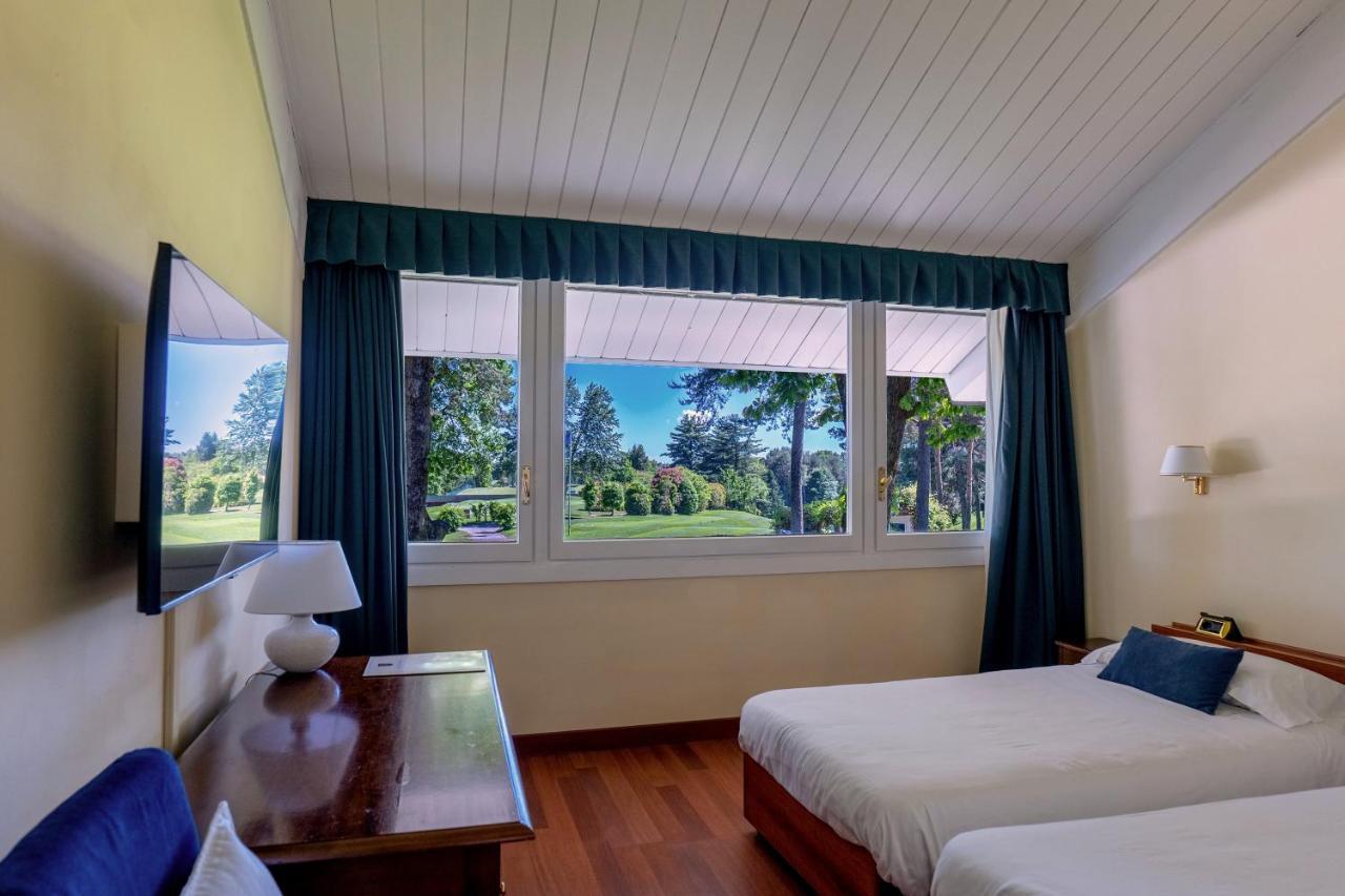 Golf Hotel La Pinetina Апиано Джентиле Екстериор снимка
