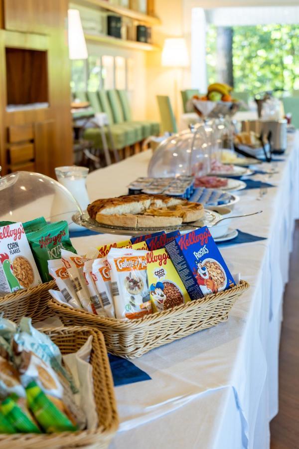 Golf Hotel La Pinetina Апиано Джентиле Екстериор снимка