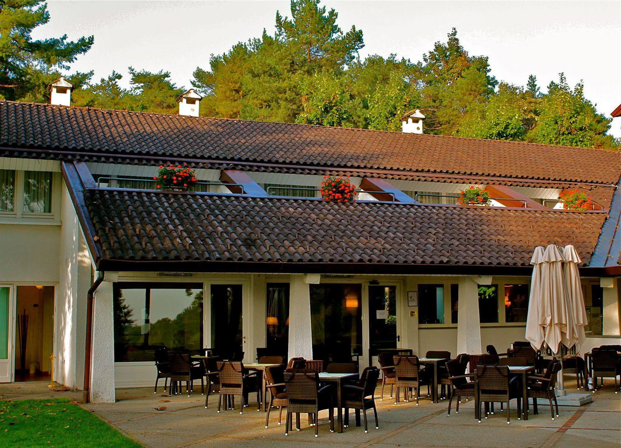 Golf Hotel La Pinetina Апиано Джентиле Екстериор снимка